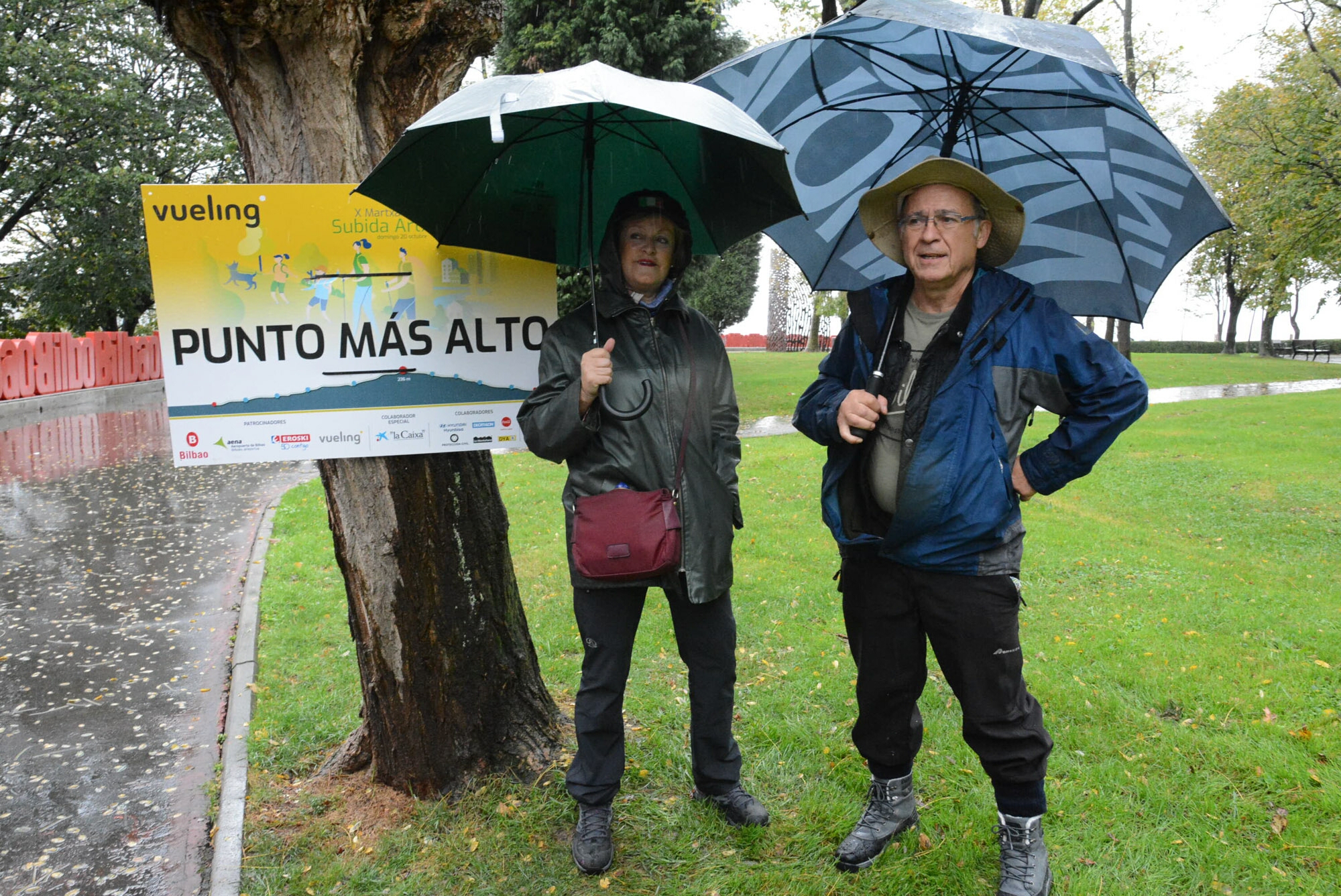 Foto 39 de la avituallamiento y mirador - Galería de la Subida a Artxanda 2019